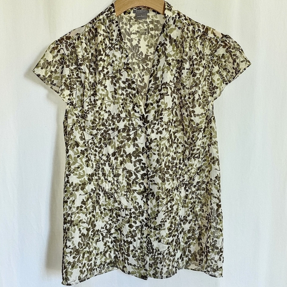 Ann Taylor Flutter Cap Sleeve Green Leaf Print Chiffon Blouse - Picture 3 of 14